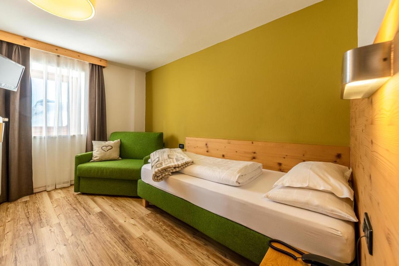 Hotel Col Di Lana Каназей Екстериор снимка