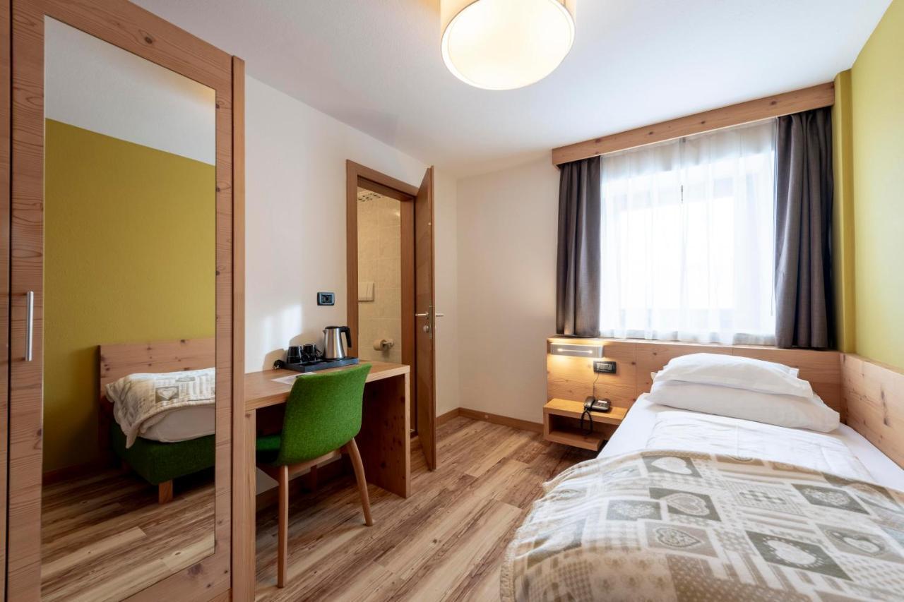 Hotel Col Di Lana Каназей Екстериор снимка