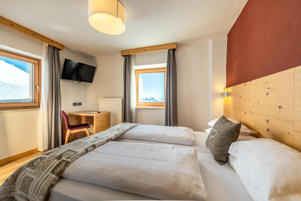Hotel Col Di Lana Каназей Екстериор снимка