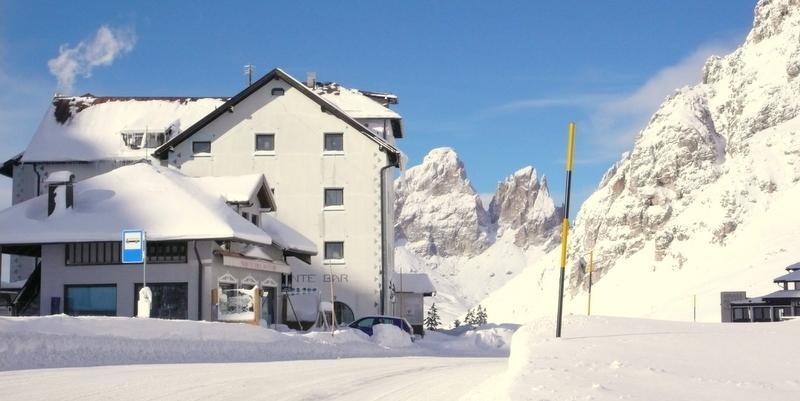 Hotel Col Di Lana Каназей Екстериор снимка