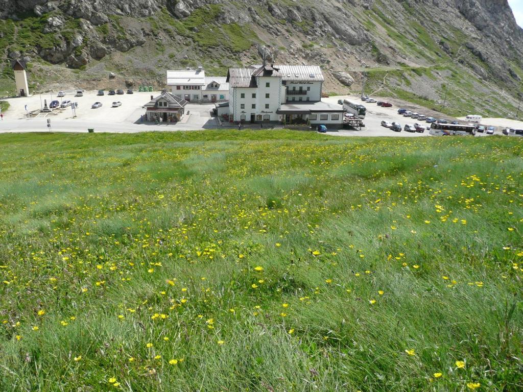 Hotel Col Di Lana Каназей Екстериор снимка